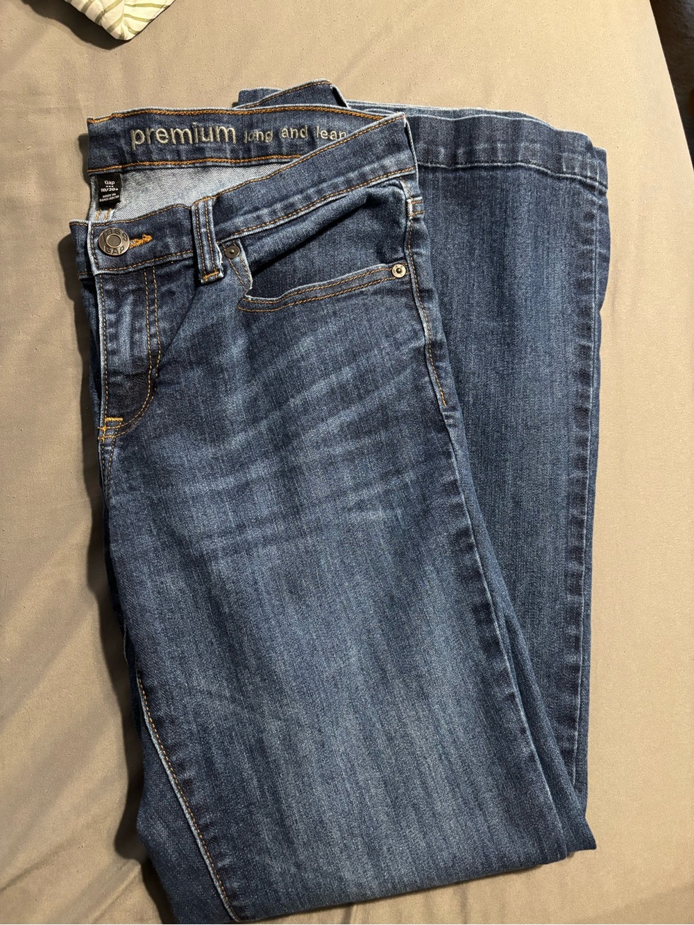 GAP Women’s Boot Cut Jeans - Medium Blue Wash